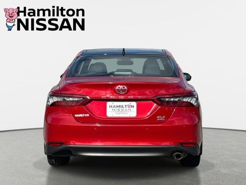 Used 2024 Toyota Camry XLE image 3