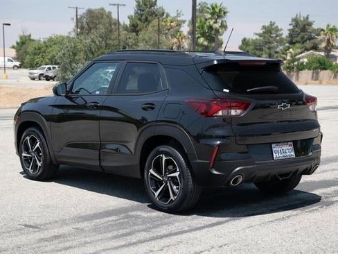 Used 2021 Chevrolet TrailBlazer RS w/ Sun and Liftgate Package image 7