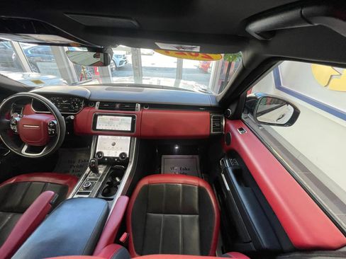 Used 2021 Land Rover Range Rover Sport HST image 24