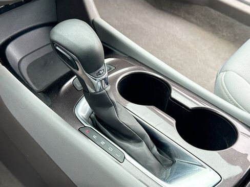 Used 2021 Chevrolet Malibu LS FWD image 10