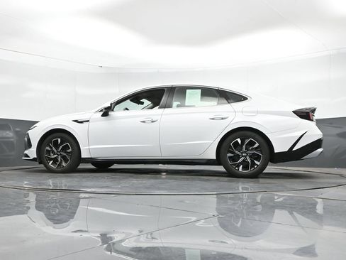 Used 2025 Hyundai Sonata SEL FWD image 43