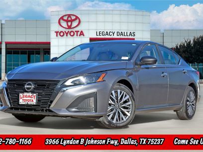 Used 2024 Nissan Altima 2.5 SV