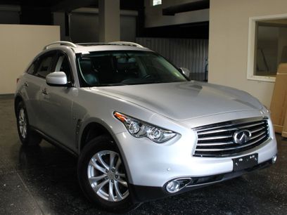 Used 2015 INFINITI QX70 3.7 w/ Premium Package