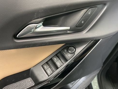 New 2026 Chevrolet Equinox ACTIV w/ LPO, Floor Liner Package image 4