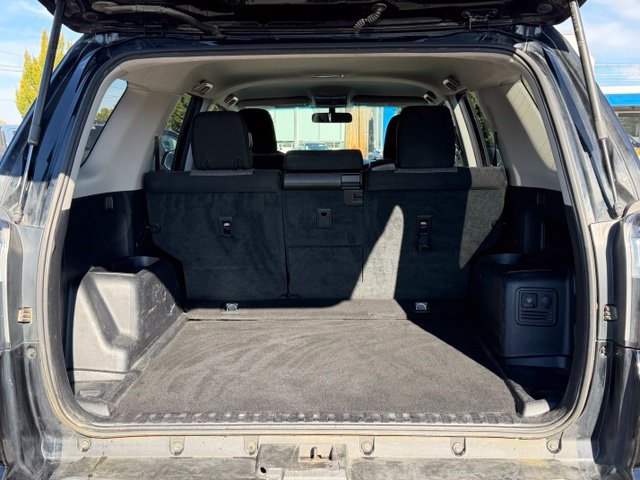 Used 2014 Toyota 4Runner SR5 AWD/4WD image 16