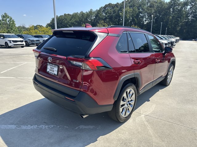 Used 2021 Toyota RAV4 XLE Premium FWD image 19