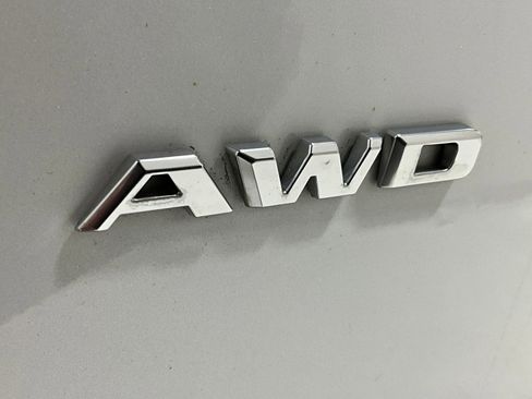 Used 2024 Cadillac XT5 Premium Luxury w/ Platinum Package image 28