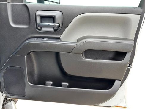 Used 2019 Chevrolet Silverado 2500 W/T AWD/4WD image 27