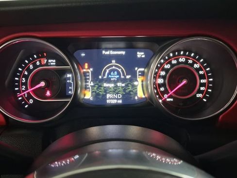 Used 2018 Jeep Wrangler Unlimited Rubicon AWD/4WD image 19