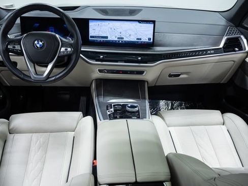 Used 2024 BMW X5 xDrive50e w/ Executive Package AWD/4WD image 21