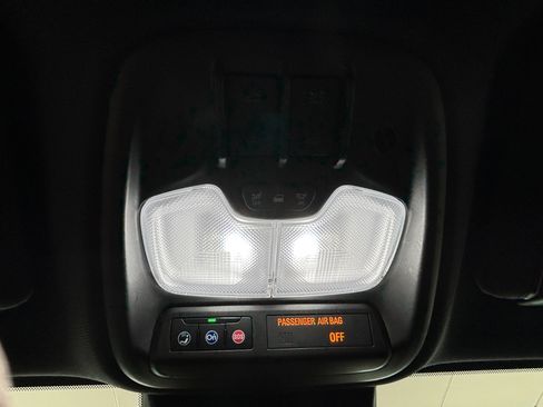 Used 2024 Chevrolet Colorado ZR2 w/ ZR2 Convenience Package III AWD/4WD image 14