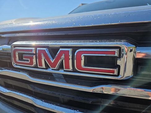 Used 2025 GMC Terrain Elevation FWD image 20