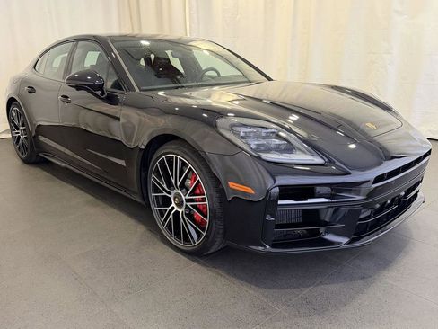 New 2026 Porsche Panamera GTS image 7