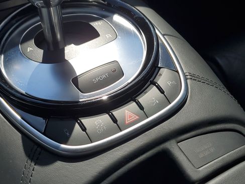 Used 2015 Audi R8 V10 w/ Full Leather Package image 33