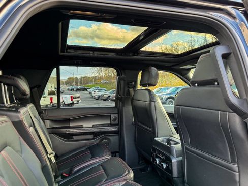 Used 2019 Ford Expedition Limited w/ Equipment Group 303A image 14