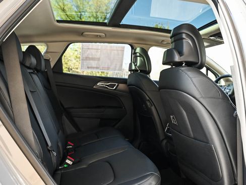 New 2026 Kia Sportage EX w/ EX Panorama Roof Package image 12