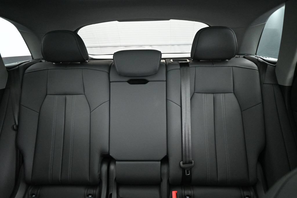 New 2026 Audi Q5 Premium AWD/4WD image 17