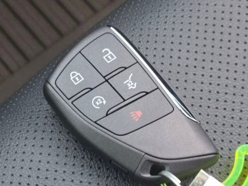 New 2026 Chevrolet Traverse LT w/ Driver Confidence Package image 28