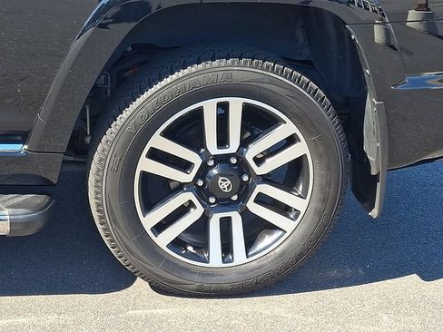 Used 2024 Toyota 4Runner Limited AWD/4WD image 8