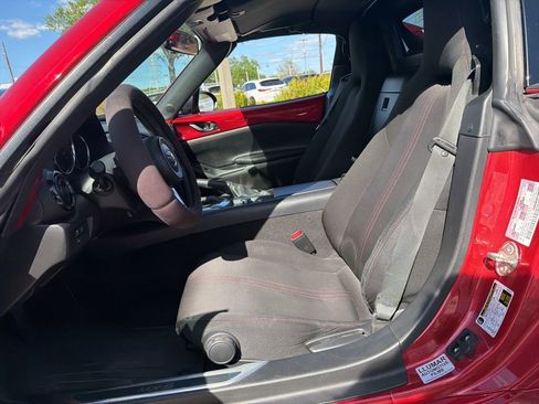 Used 2017 MAZDA MX-5 Miata RF Club image 2