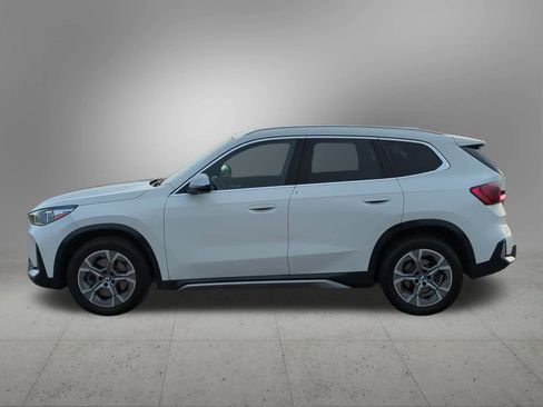 Used 2023 BMW X1 xDrive28i w/ Convenience Package image 3