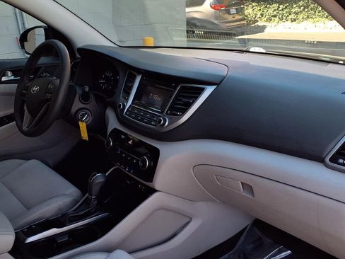 Used 2017 Hyundai Tucson SE image 23