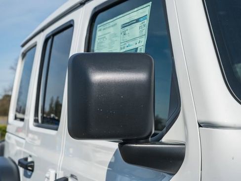 New 2026 Jeep Wrangler Unlimited Rubicon 392 w/ Quick Order Package 27X Moab AWD/4WD image 26