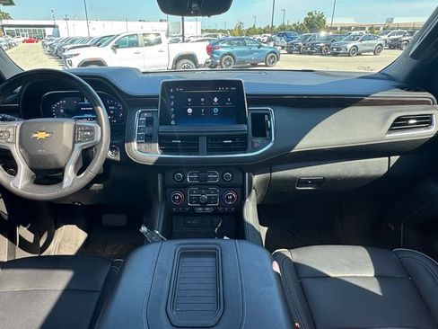 Used 2023 Chevrolet Tahoe Premier w/ Advanced Technology Package AWD/4WD image 17