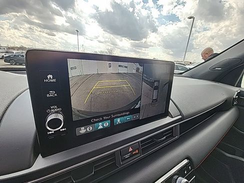 Certified 2025 Honda Pilot Black Edition image 21