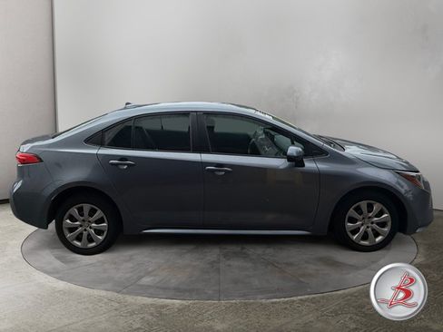 Used 2024 Toyota Corolla LE FWD image 8