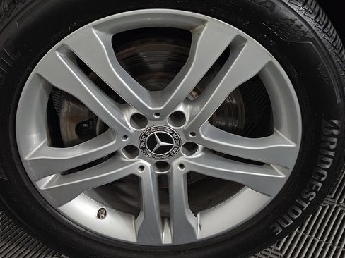 Used 2019 Mercedes-Benz GLA 250 4MATIC image 6