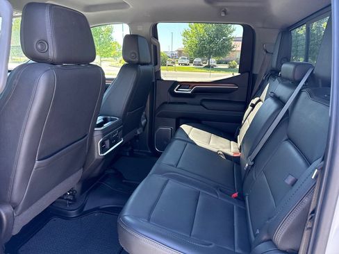 Used 2022 GMC Sierra 1500 Denali AWD/4WD image 11
