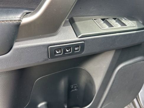 Used 2023 Lexus GX 460 Premium image 14