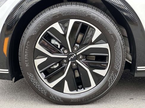 Used 2022 Kia EV6 Wind image 7