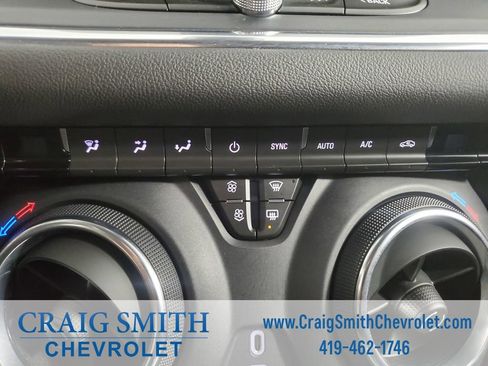 Used 2023 Chevrolet Blazer LT image 24