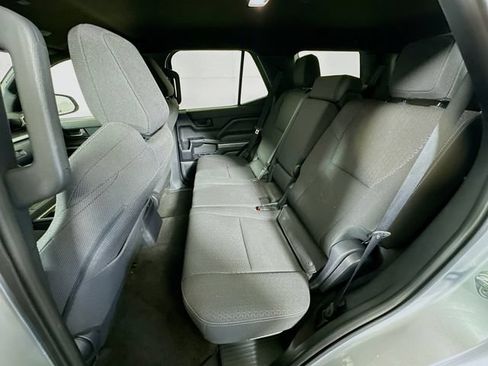 Used 2025 Toyota 4Runner SR5 AWD/4WD image 24
