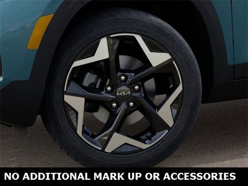 New 2026 Kia Seltos S image 9