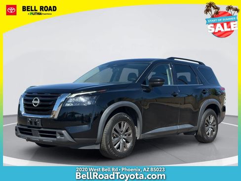 Used 2023 Nissan Pathfinder SV FWD image 1