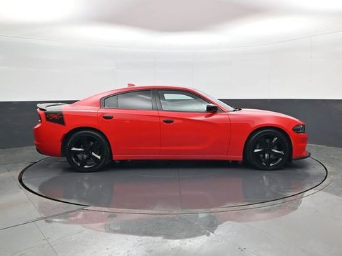Used 2016 Dodge Charger R/T w/ Plus Group image 4