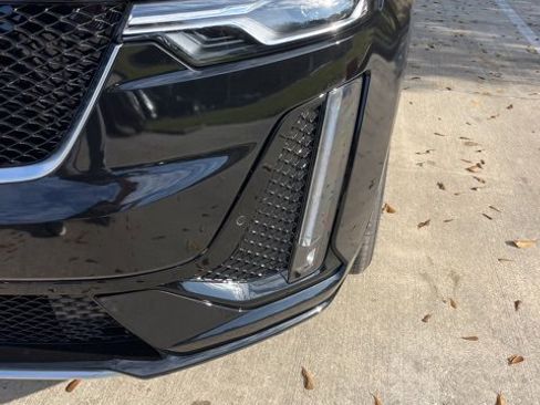 Used 2024 Cadillac XT6 Sport w/ Technology Package image 13
