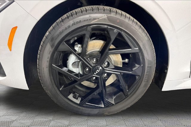 New 2027 Kia K5 GT-Line w/ GT-Line Premium Package FWD image 13