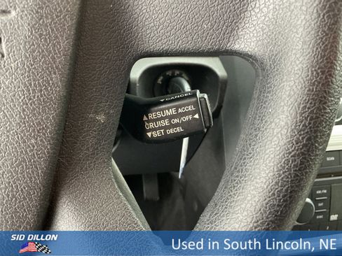 Used 2009 Dodge Journey SXT w/ Flexible Seating Group image 8