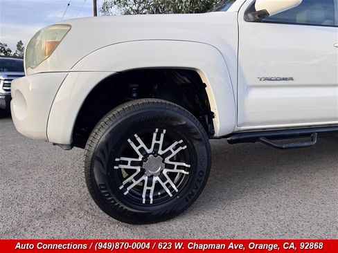 Used 2006 Toyota Tacoma PreRunner RWD image 30
