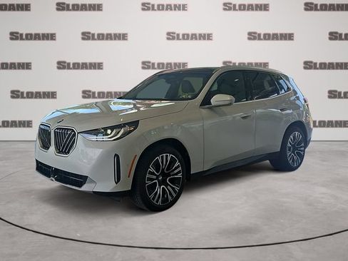 Used 2025 BMW X3 xDrive30i AWD/4WD image 1