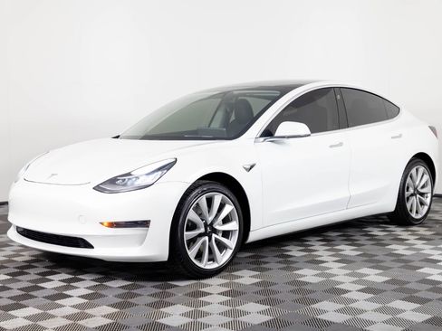 Used 2019 Tesla Model 3 Long Range image 1