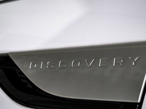 Used 2019 Land Rover Discovery HSE Luxury image 43
