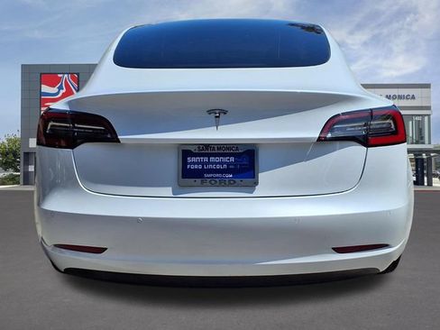 Used 2022 Tesla Model 3 Standard Range RWD image 22