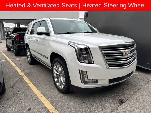 Used 2020 Cadillac Escalade Platinum AWD/4WD image 7