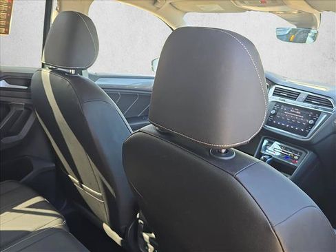 Used 2023 Volkswagen Tiguan SE FWD image 23