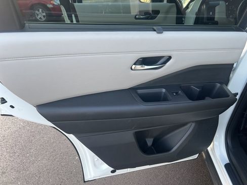 Certified 2023 Nissan Pathfinder SL w/ SL Premium Package image 12